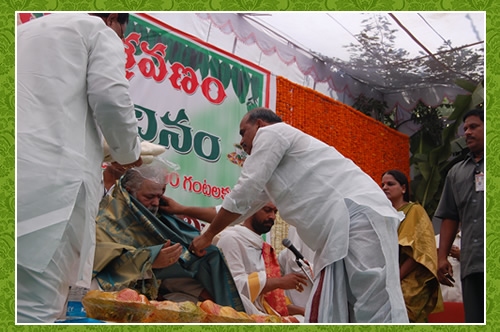 Mulugu-panchangam-sravanam-2009.jpg